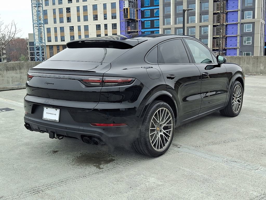 Used 2023 Porsche Cayenne Coupe image 8