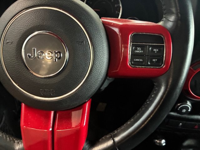 Used 2018 Jeep Wrangler Unlimited Sport w/ Connectivity Group AWD/4WD image 19