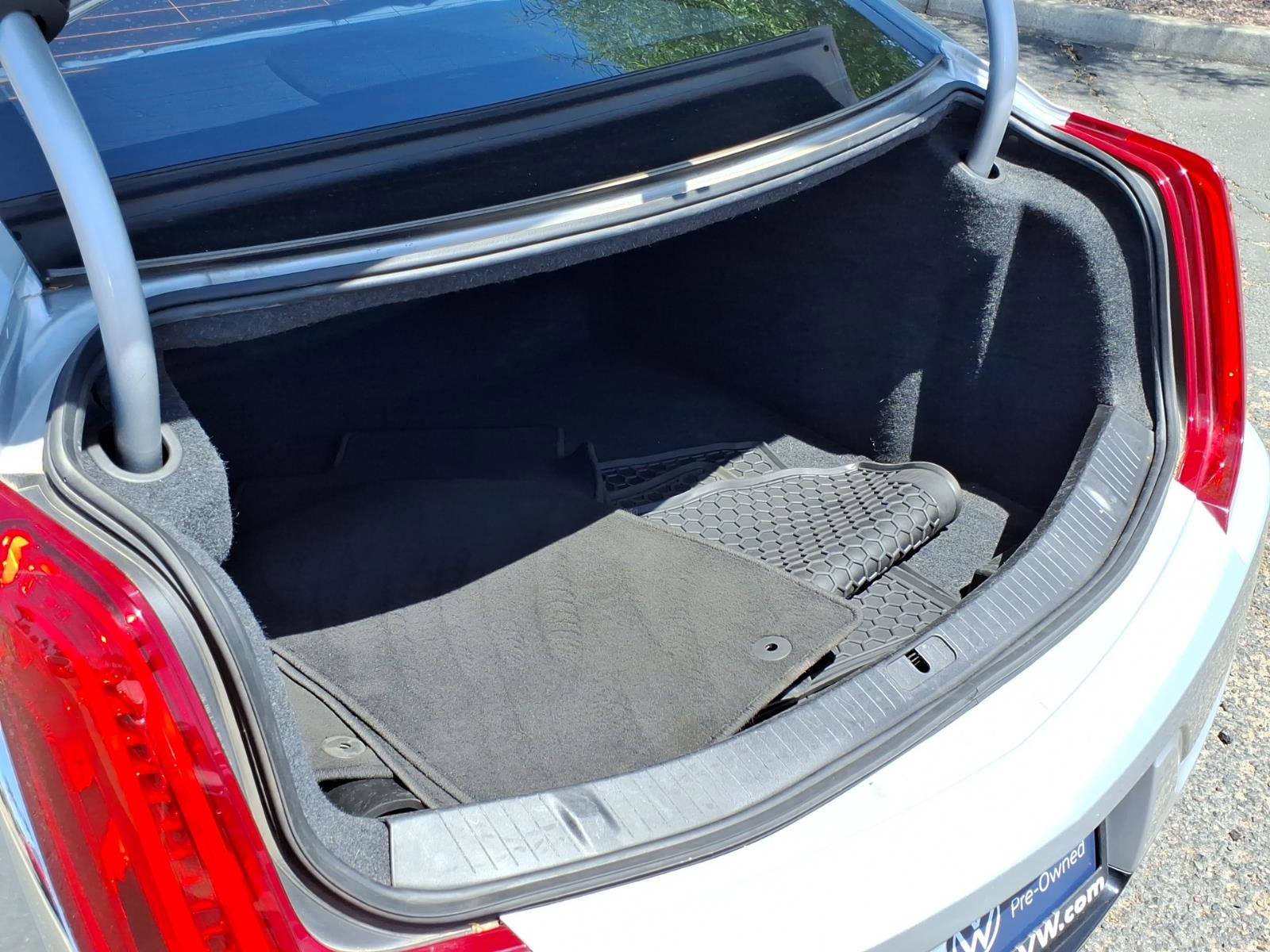 Used 2019 Cadillac XTS Luxury FWD image 14