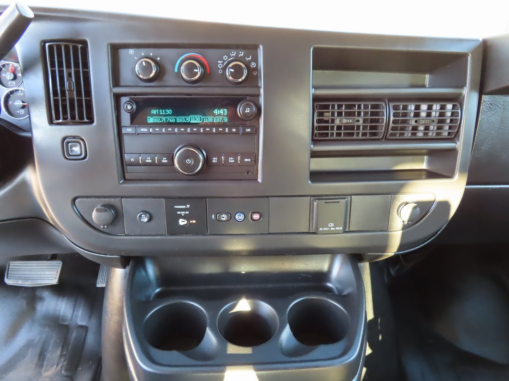 Used 2018 Chevrolet Express 3500 Extended w/ Driver Convenience Package image 5