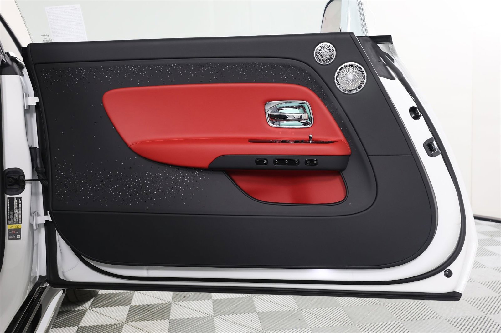 New 2025 Rolls-Royce Spectre w/ Spectre Launch Package image 20