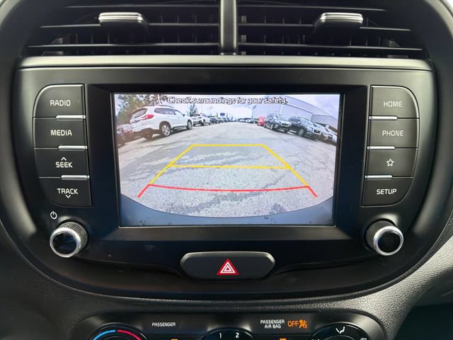 Used 2020 Kia Soul S FWD image 13
