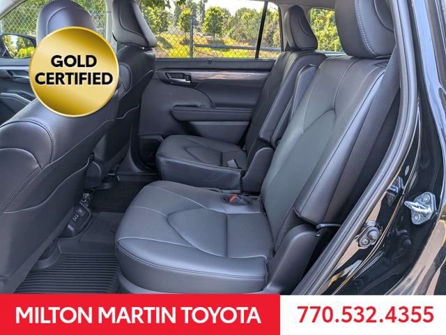 Certified 2026 Toyota Highlander Limited AWD/4WD image 16