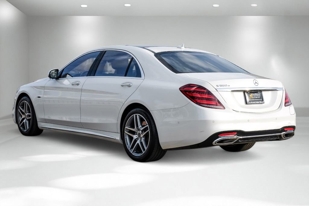 Used 2019 Mercedes-Benz S 560e w/ AMG Line Exterior image 12