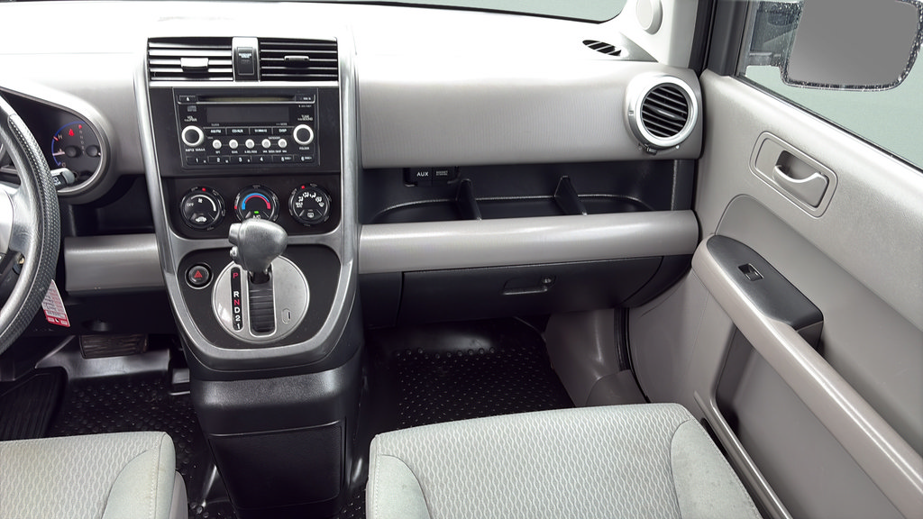 Used 2009 Honda Element EX image 17