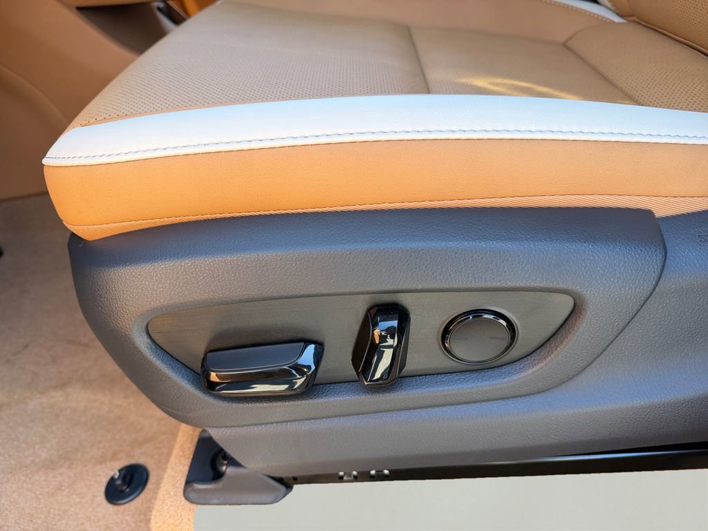 New 2026 Lexus RZ 450e AWD image 13