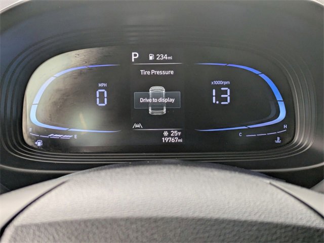 Certified 2023 Hyundai Venue SE w/ Cargo Package image 20