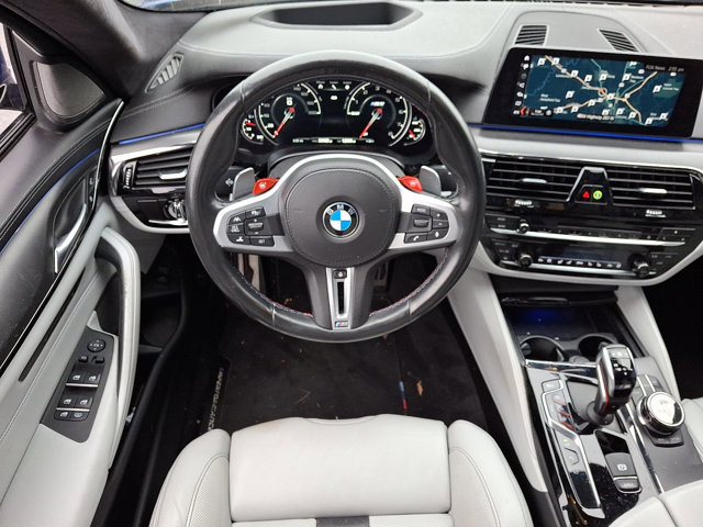 Used 2018 BMW M5 image 7