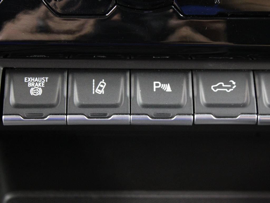 Used 2026 GMC Sierra 2500 AT4X w/ LPO, Black Badging Package AWD/4WD image 73