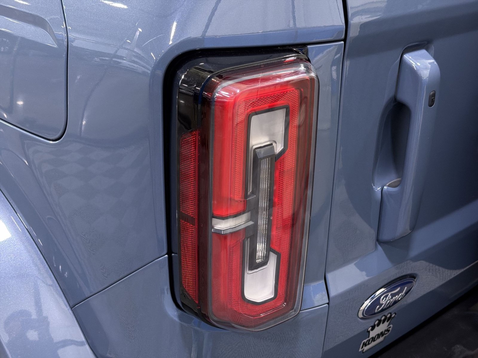 Used 2023 Ford Bronco Outer Banks AWD/4WD image 18