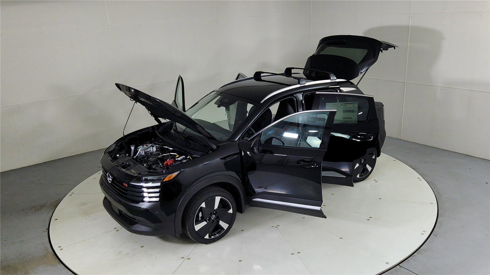 New 2026 Nissan Kicks SR w/ Cold Weather Package image 45