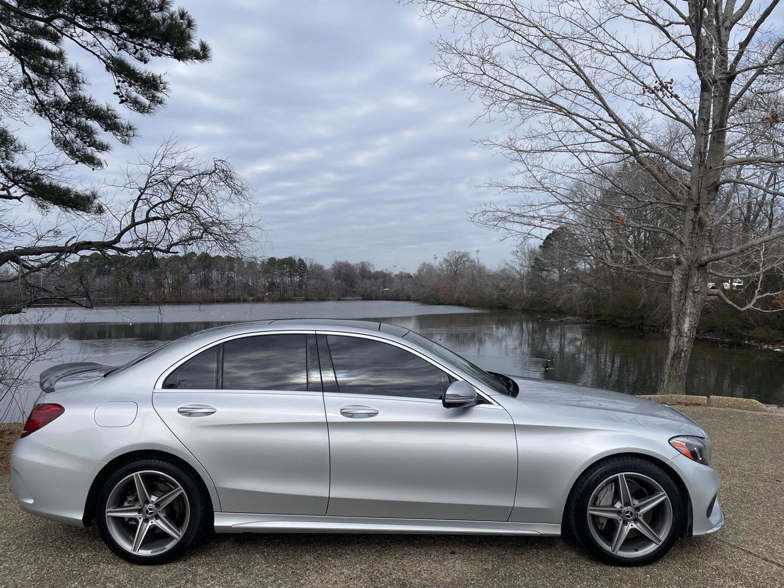 Used 2016 Mercedes-Benz C 300 Sport image 3