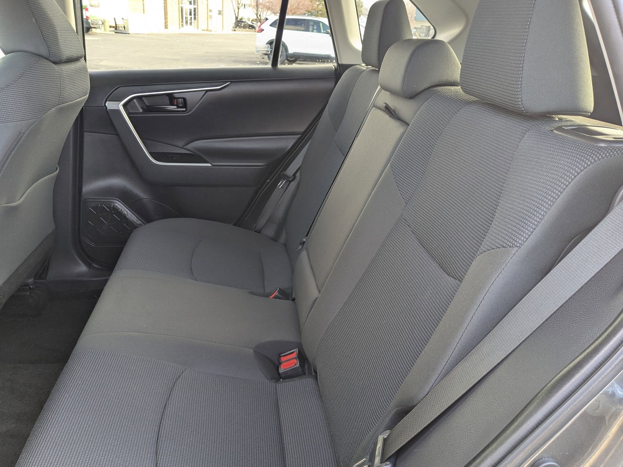 Used 2023 Toyota RAV4 LE image 30