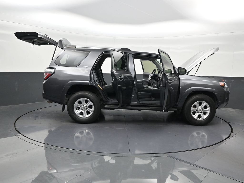 Used 2022 Toyota 4Runner SR5 RWD image 32