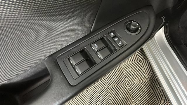 Used 2012 Dodge Avenger SE FWD image 10