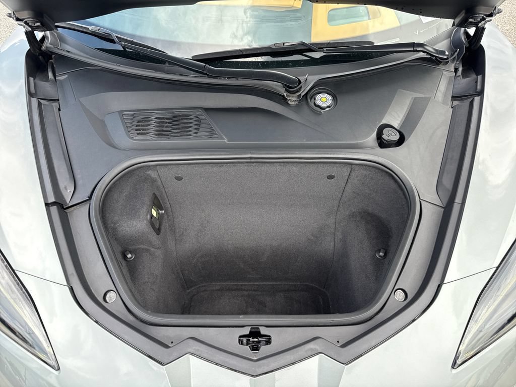 Used 2022 Chevrolet Corvette Stingray Premium Conv w/ Z51 Performance Package RWD image 29