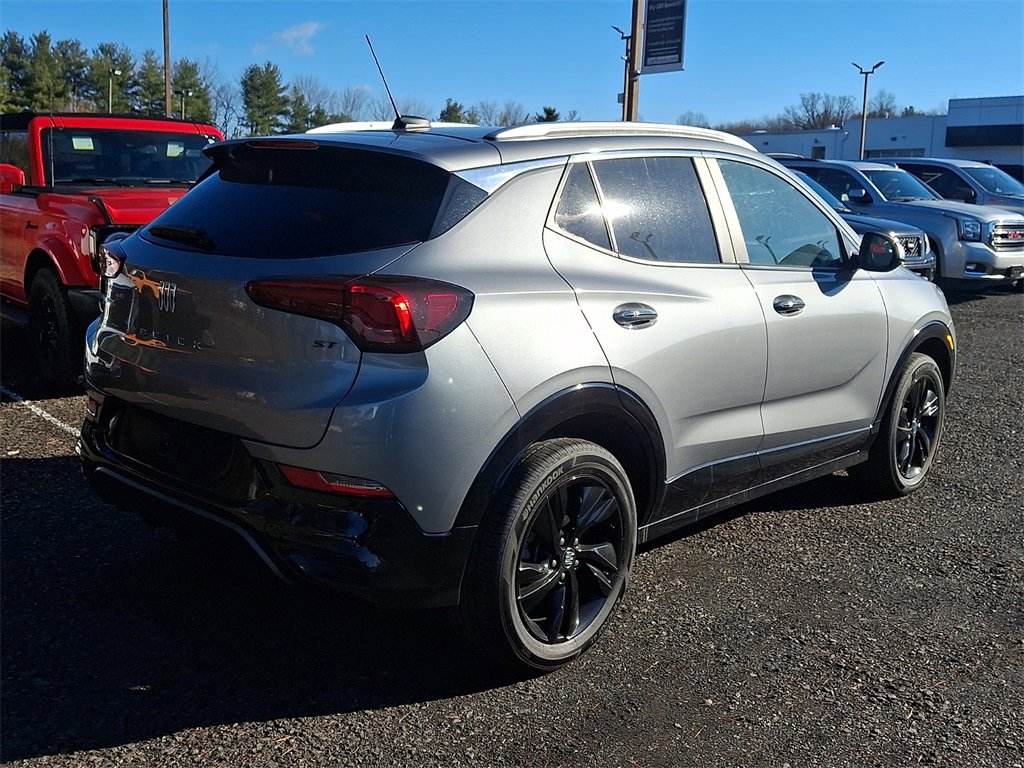 Certified 2024 Buick Encore GX Sport Touring image 6