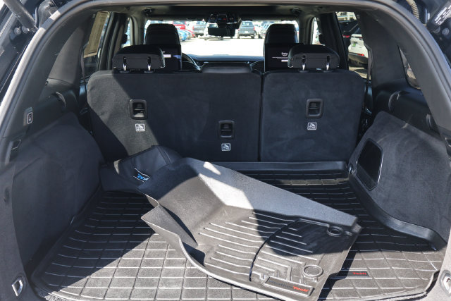 Used 2022 Jeep Grand Cherokee Summit AWD/4WD image 7