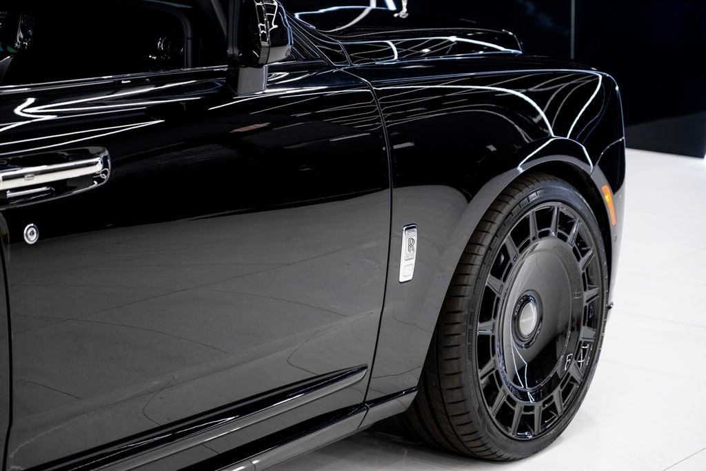 Used 2026 Rolls-Royce Cullinan image 13