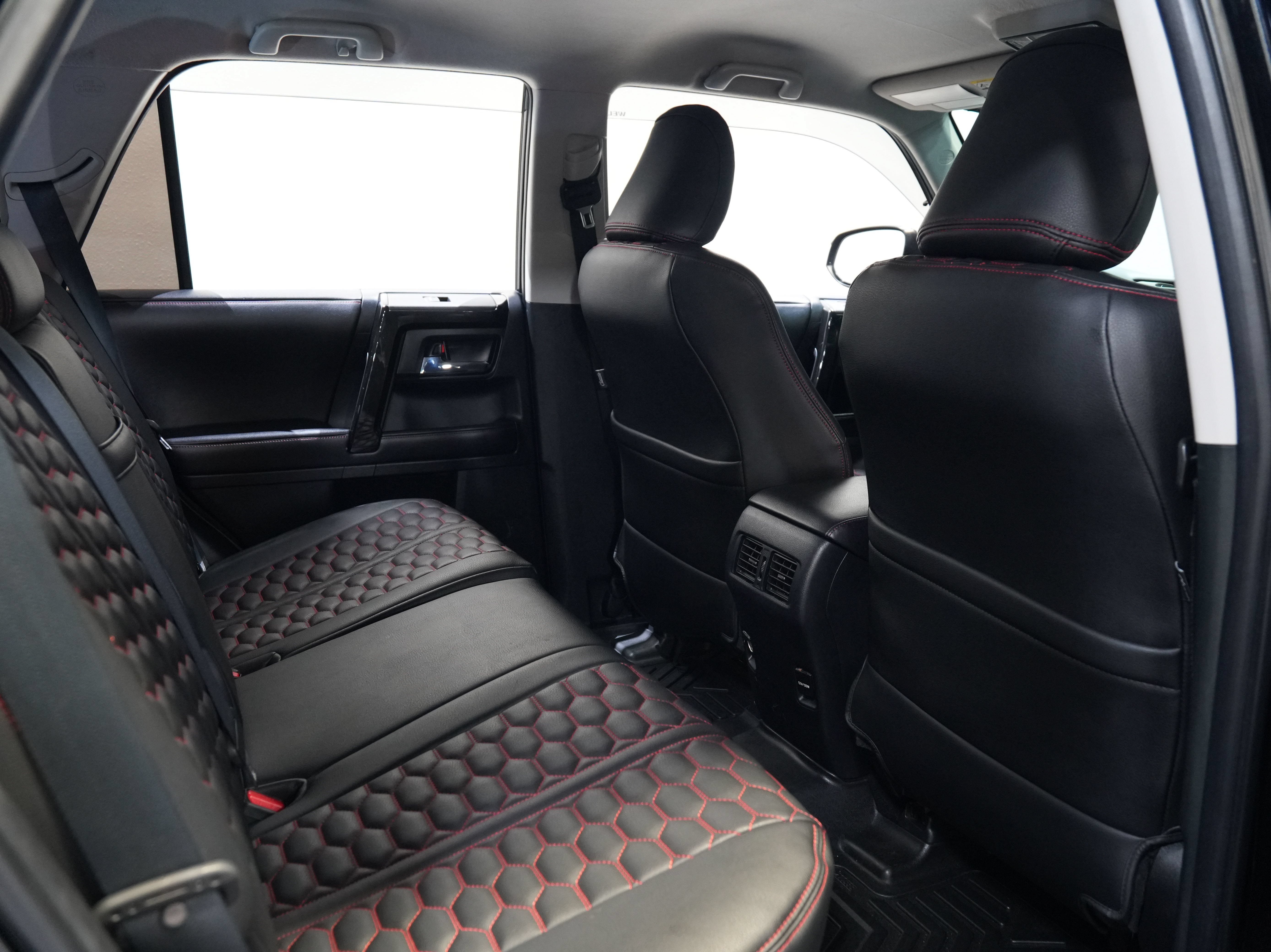 Used 2017 Toyota 4Runner TRD Off-Road AWD/4WD image 38