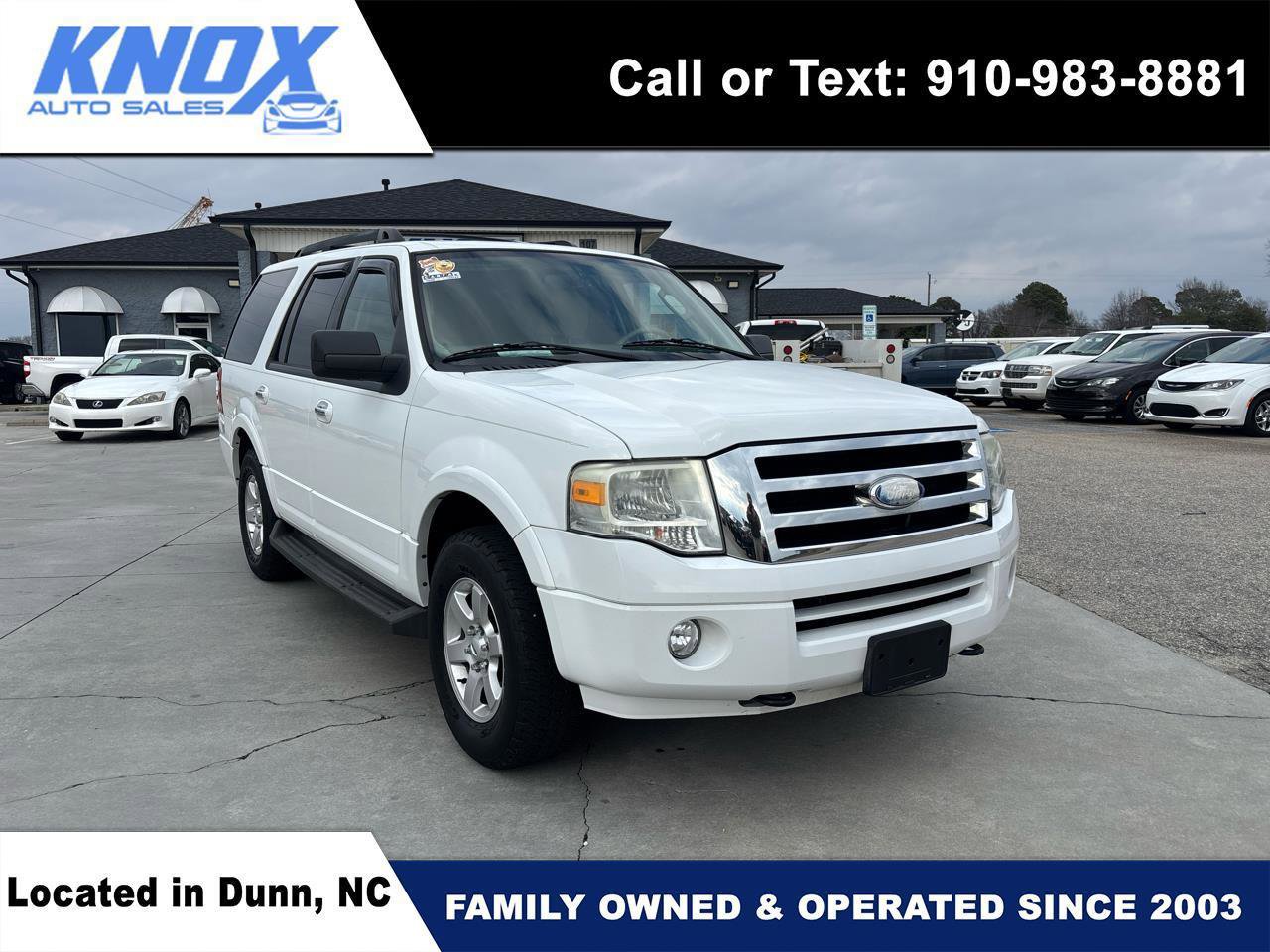 Used 2010 Ford Expedition XLT image 1