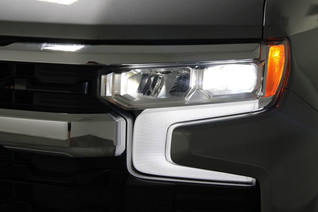 Used 2024 Chevrolet Silverado 1500 LT image 50