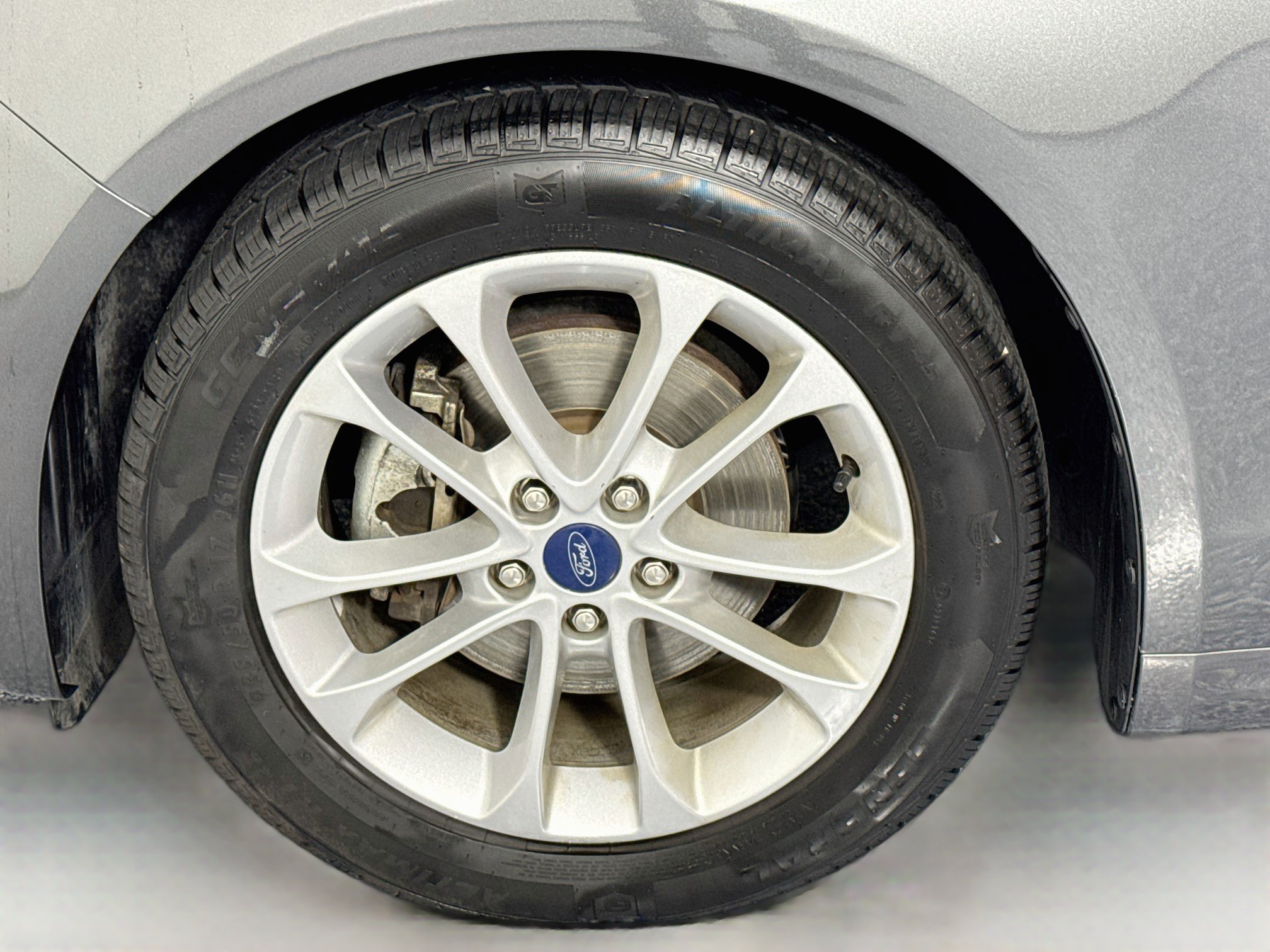 Used 2019 Ford Fusion SE FWD image 29