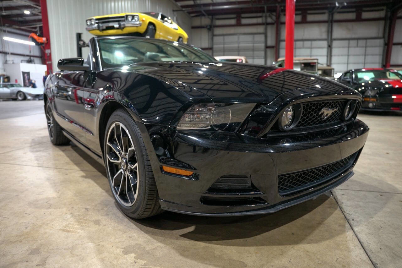 Used 2014 Ford Mustang GT Premium w/ Equipment Group 401A image 12