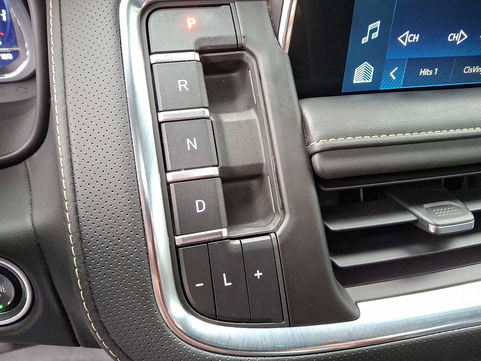 Used 2023 Chevrolet Tahoe Premier image 18