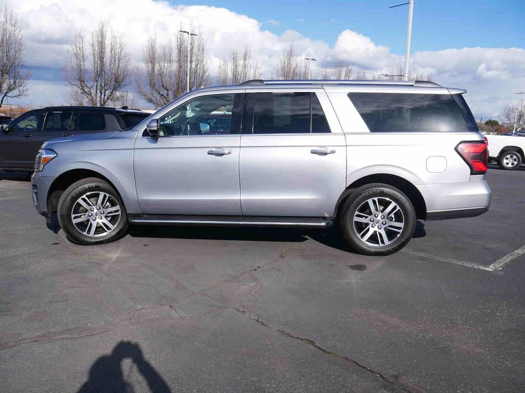 Used 2023 Ford Expedition Max Limited image 20