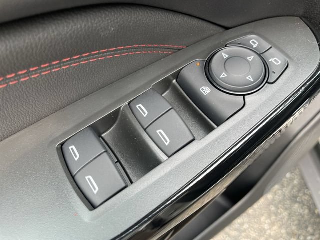 New 2026 Chevrolet Trax RS w/ Sunroof Package FWD image 13