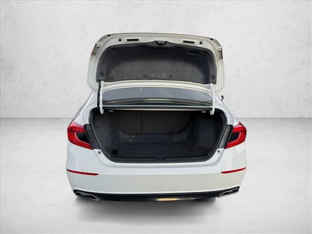 Used 2018 Honda Accord Sport image 7