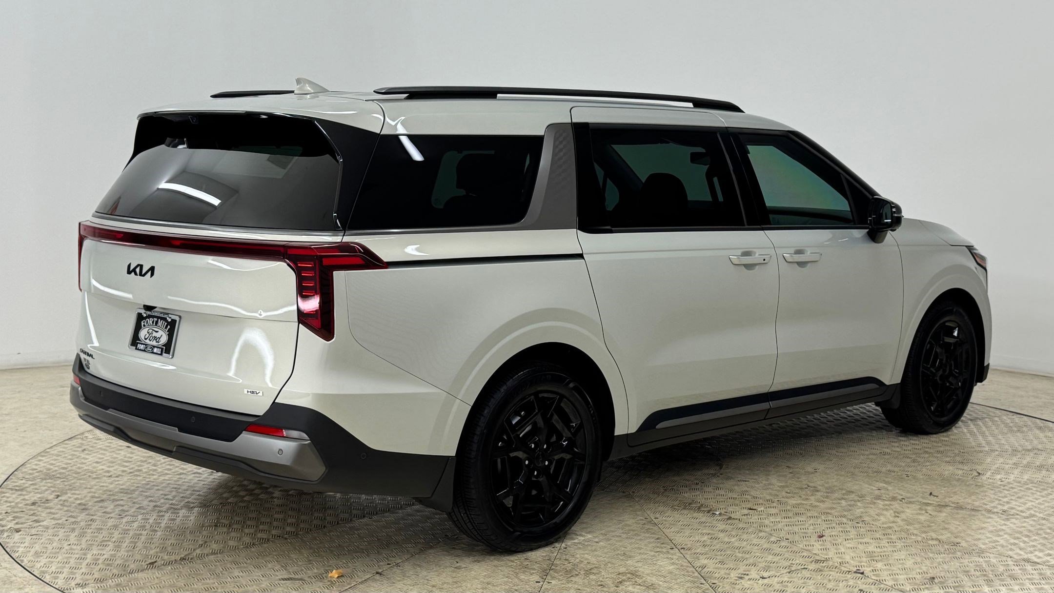 Used 2026 Kia Carnival SX Prestige image 9