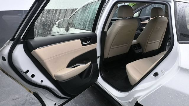 Used 2018 Honda Clarity Touring image 23