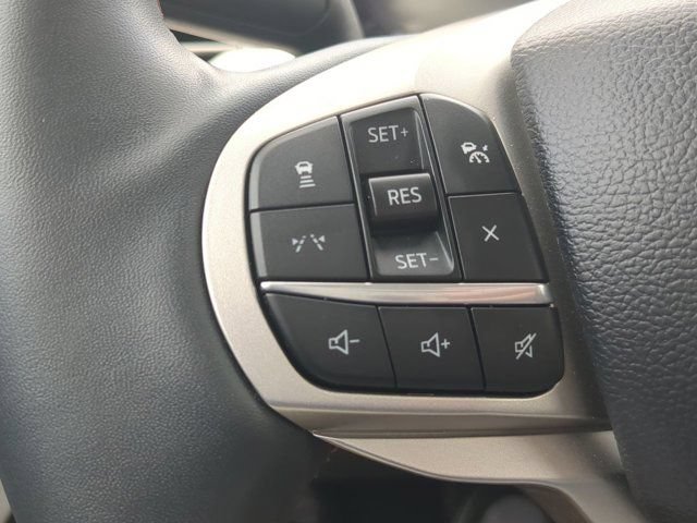 Used 2025 Ford Explorer Active RWD image 24