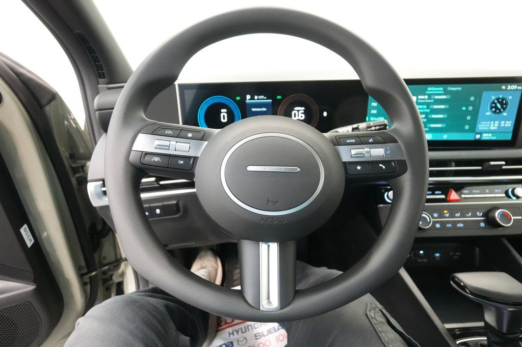 New 2026 Hyundai Santa Cruz SE AWD/4WD image 39