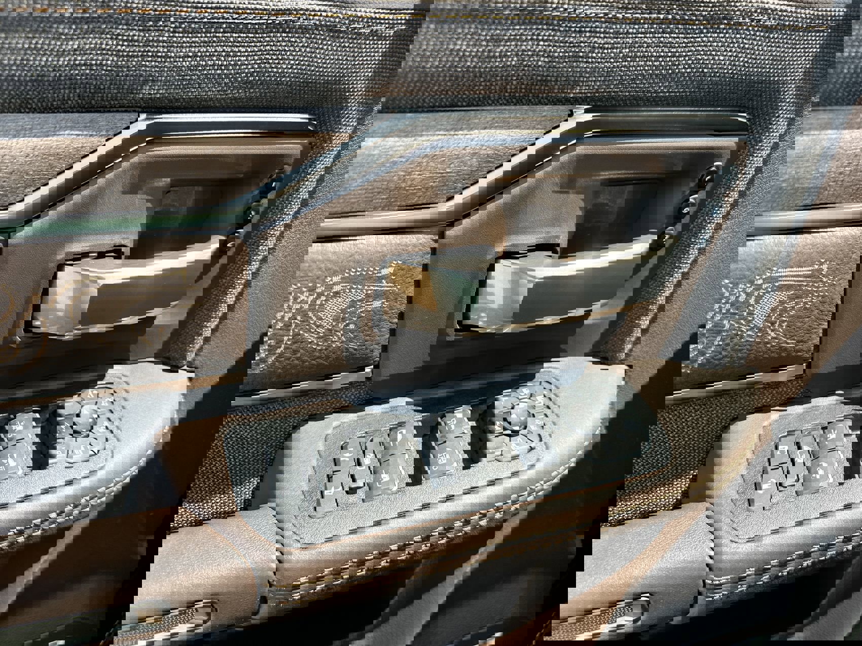 Used 2025 RAM 2500 Limited image 13