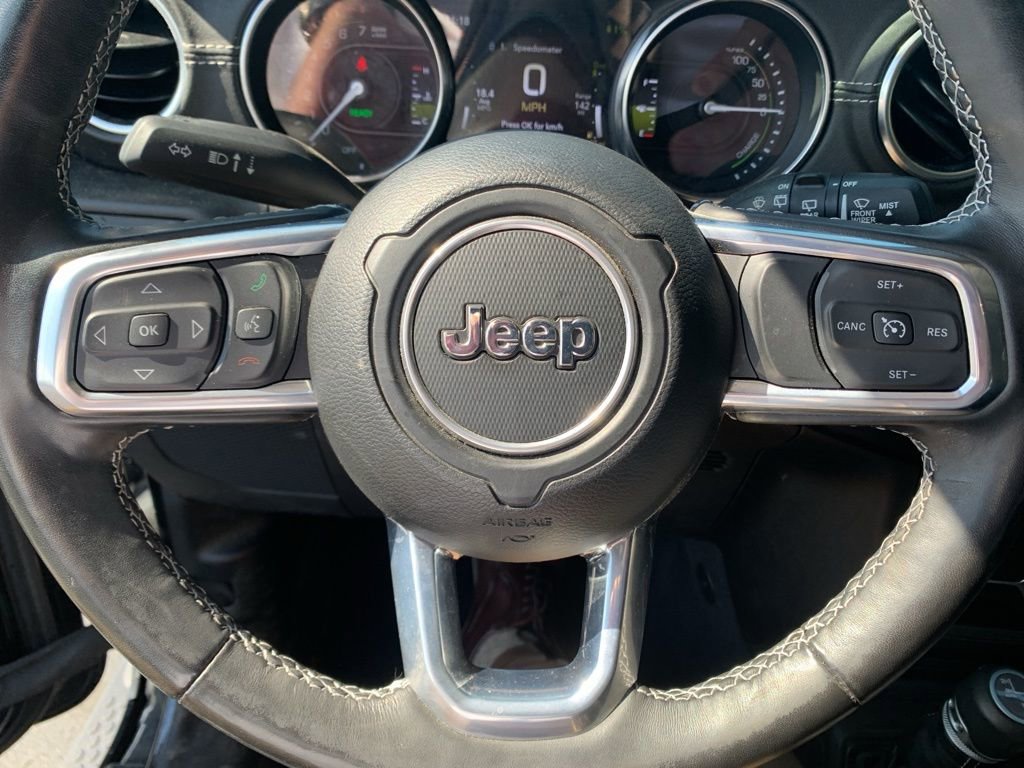 Used 2023 Jeep Wrangler Unlimited Sahara w/ Cold Weather Group AWD/4WD image 33