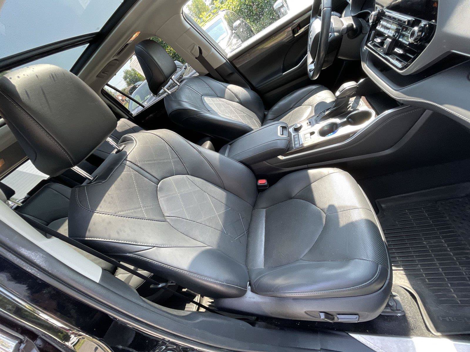 Used 2021 Toyota Highlander Platinum AWD/4WD image 22