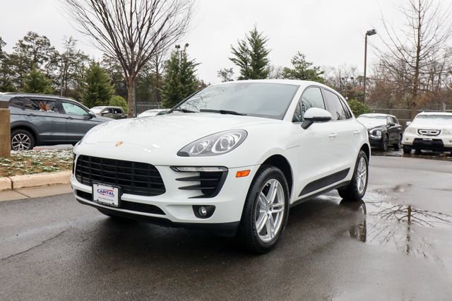 Used 2018 Porsche Macan Base image 9