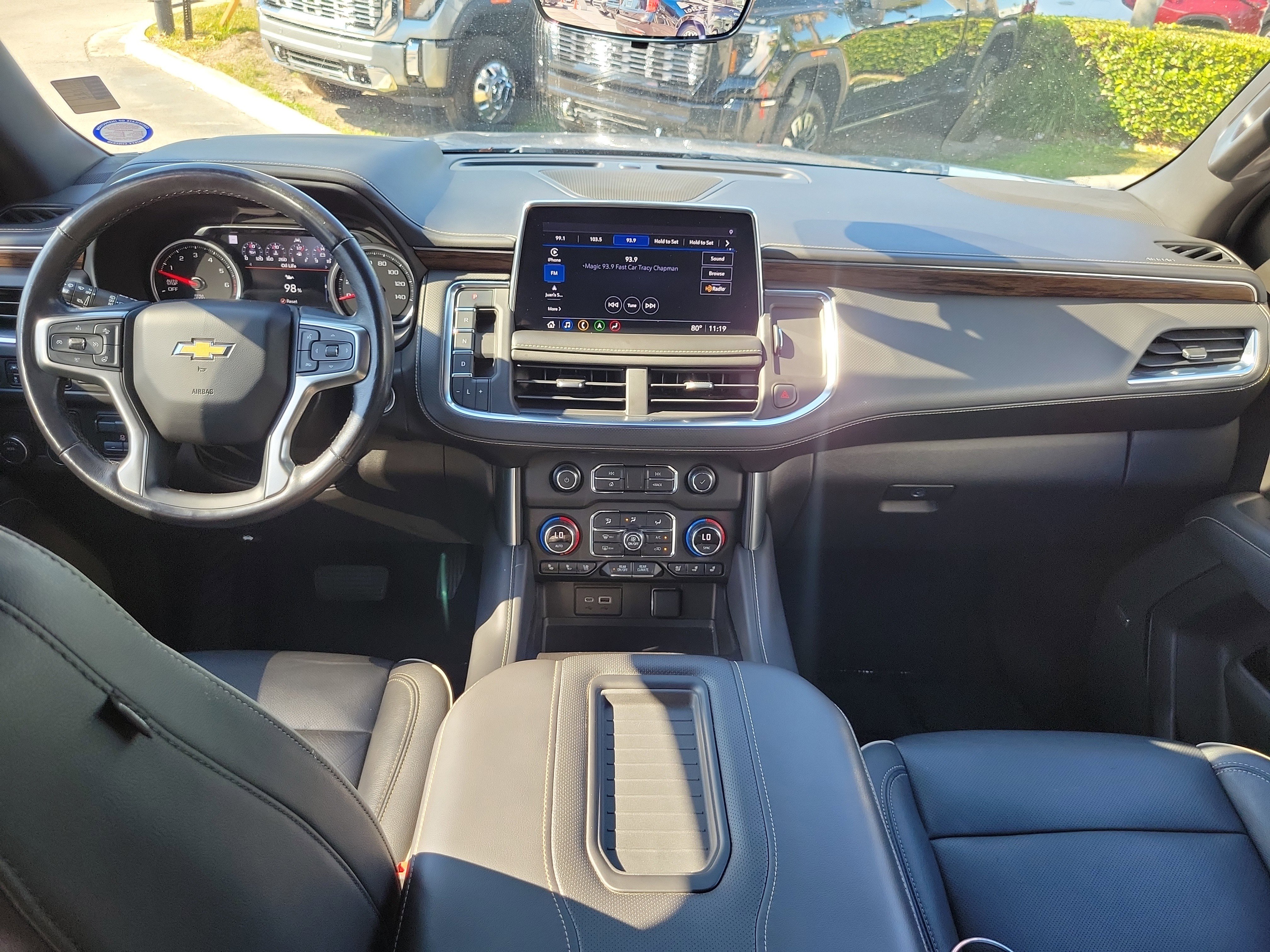 Used 2021 Chevrolet Tahoe Premier w/ Premium Package image 19