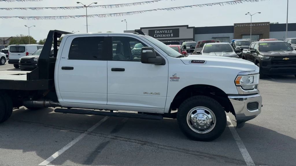Used 2024 RAM 3500 SLT w/ Quick Order Package 2YG SLT AWD/4WD image 8