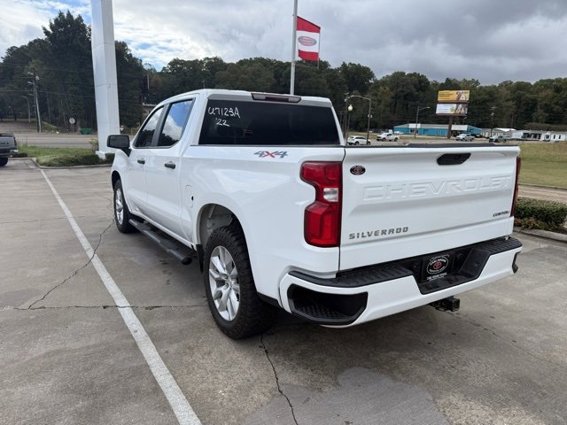 Used 2022 Chevrolet Silverado 1500 Custom w/ LPO, Blackout Package image 11