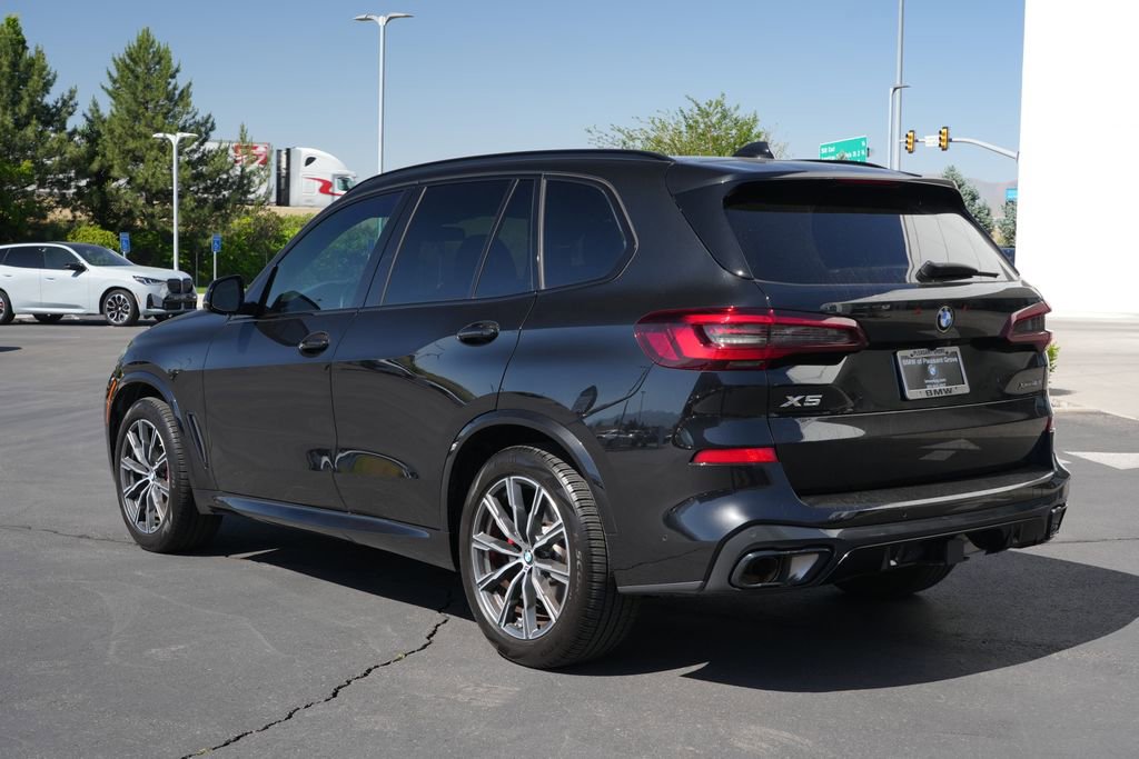Used 2023 BMW X5 xDrive40i w/ M Sport Package AWD/4WD image 3