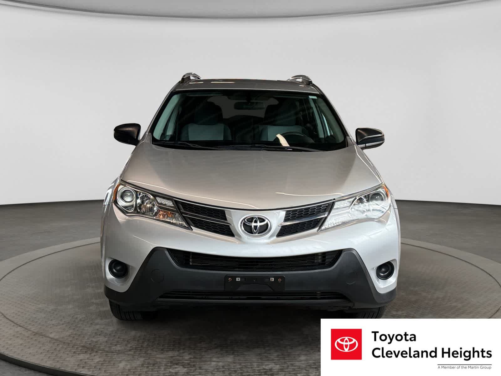 Used 2014 Toyota RAV4 LE FWD image 2