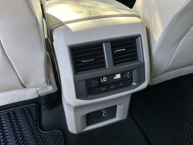 Used 2019 Volkswagen Atlas SE w/ Towing Package FWD image 21