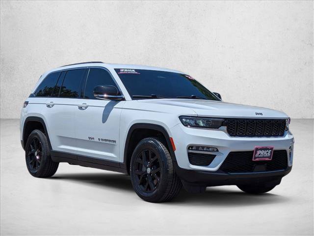 Used 2023 Jeep Grand Cherokee Limited AWD/4WD image 3
