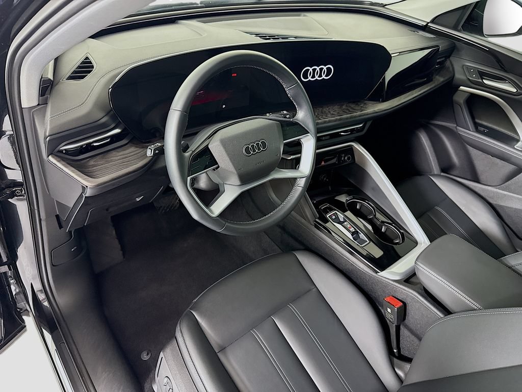 Used 2025 Audi Q5 Premium w/ Convenience Package AWD/4WD image 9