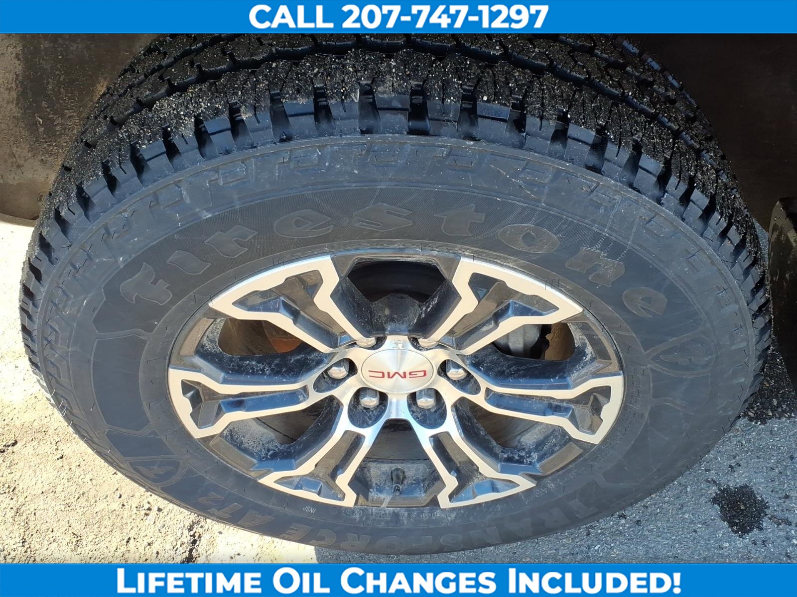 Used 2023 GMC Canyon AT4 image 8