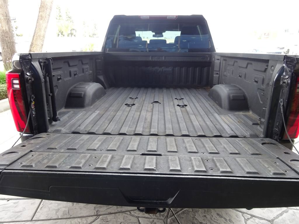 Certified 2024 GMC Sierra 2500 SLT AWD/4WD image 11